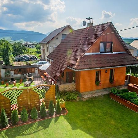Vila Privat Na Chalupe Partizanska Lupca 649 Exteriér fotografie