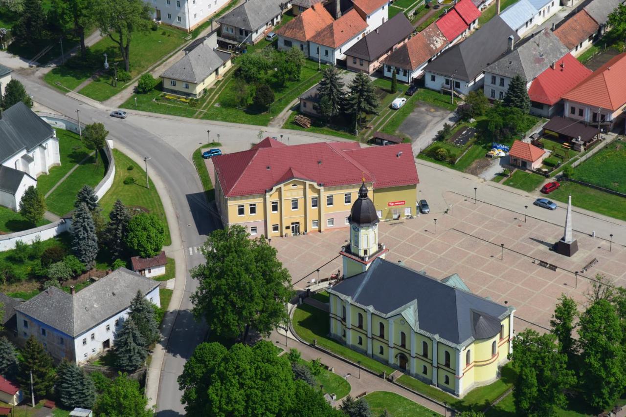 Vila Privat Na Chalupe Partizanska Lupca 649 Exteriér fotografie